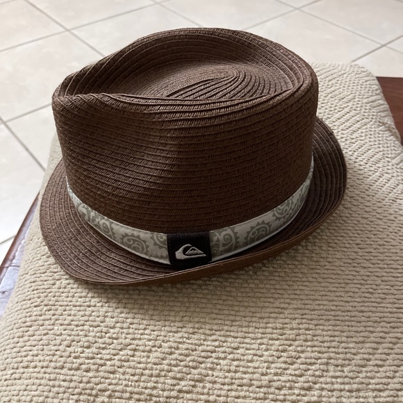 Quicksilver hat - Picture 4 of 8